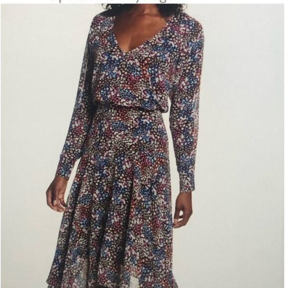 NWT - Charles Henry Floral Mid Length, size Medium, long sleeve - Picture 1 of 10